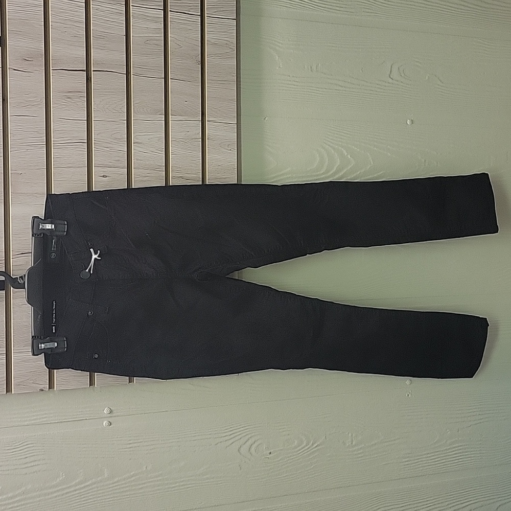 Mari Jeans